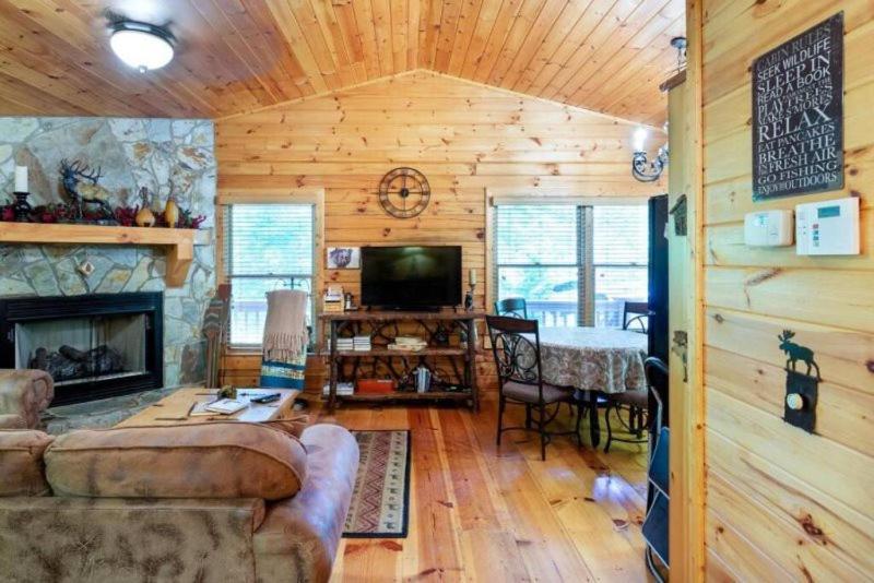 Willa Mountain Spirit Cabin - Fireplace And Hot Tub Blue Ridge Zewnętrze zdjęcie
