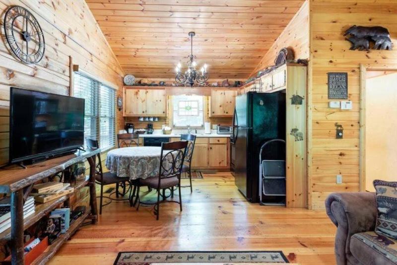 Willa Mountain Spirit Cabin - Fireplace And Hot Tub Blue Ridge Zewnętrze zdjęcie
