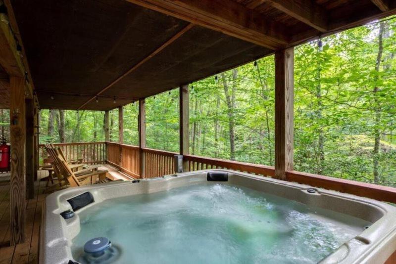 Willa Mountain Spirit Cabin - Fireplace And Hot Tub Blue Ridge Zewnętrze zdjęcie